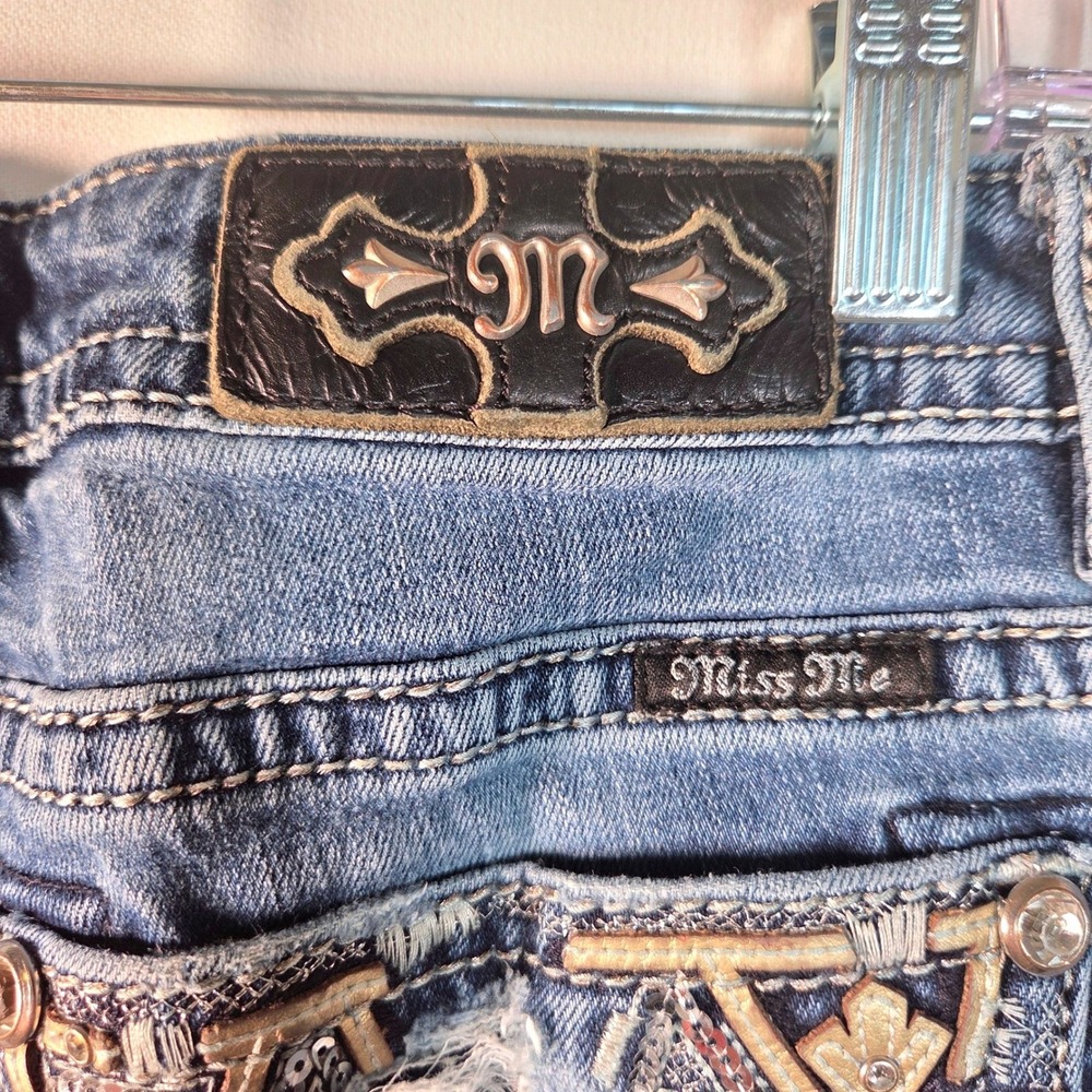 Miss Me Bootcut Jeans Distressed Embellished Y2K Western Glam Size 29 - Picture 3 of 11